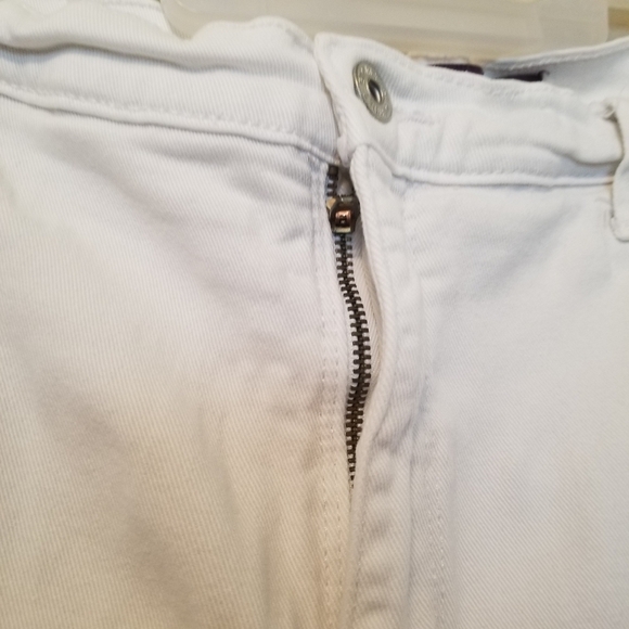 Gloria Vanderbilt Amanda Capri Women’s Size 16 White Denim Studded Pockets - Picture 2 of 8